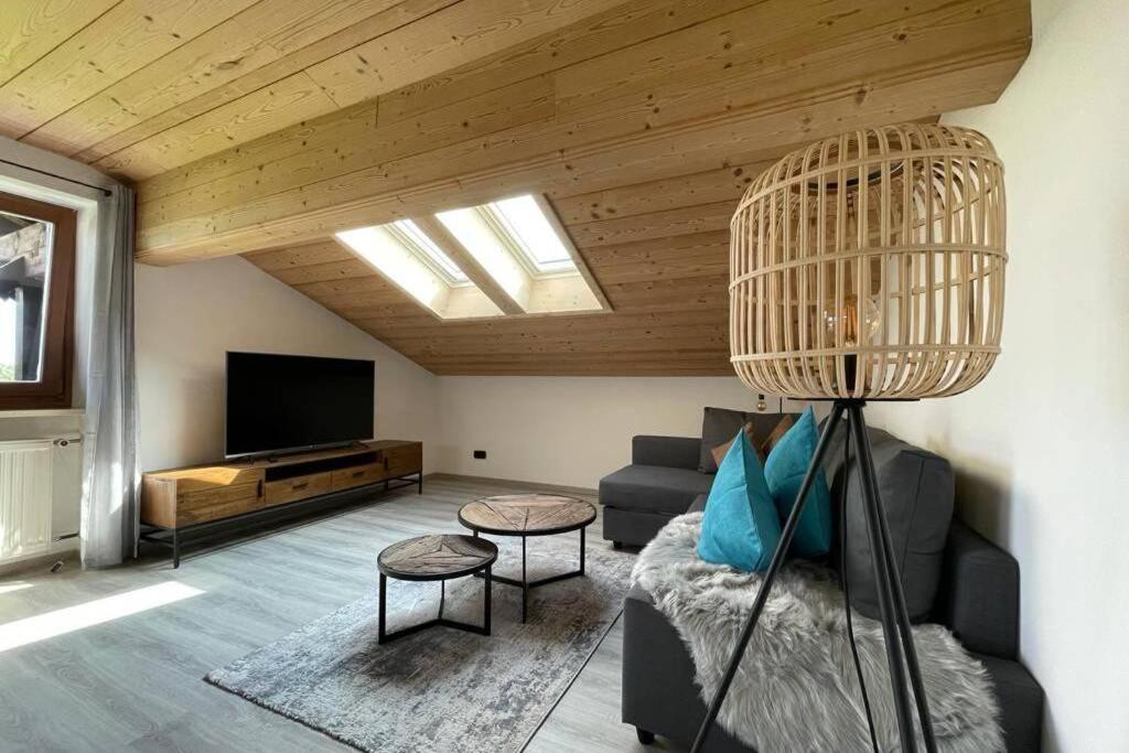 Gemuetliche Ferienwohnung Im Dg Am Tegernsee - Bergblick, Ruhe & Ganz Viel Platz Bad Wiessee Exterior foto