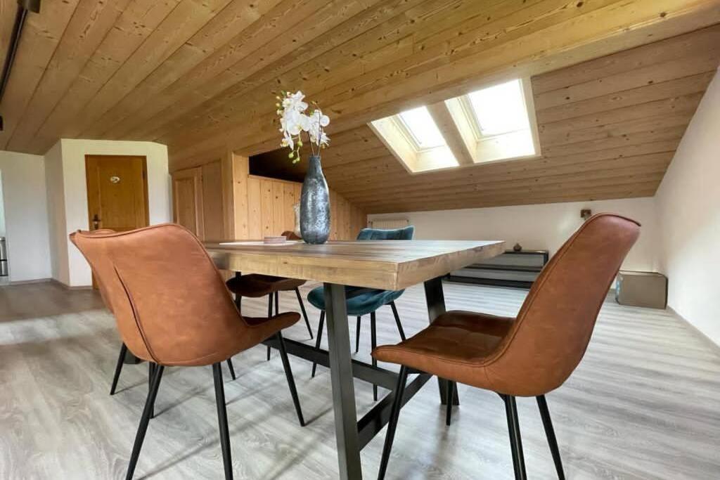 Gemuetliche Ferienwohnung Im Dg Am Tegernsee - Bergblick, Ruhe & Ganz Viel Platz Bad Wiessee Exterior foto